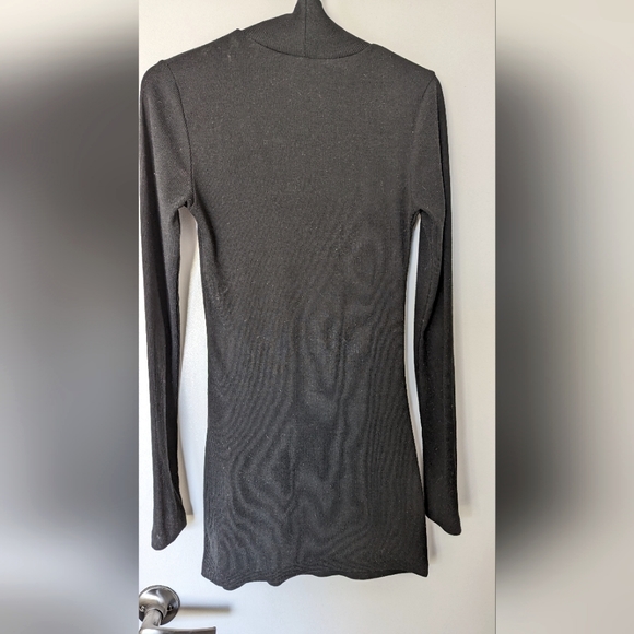 Skylar + Madison Black Long Sleeve Ribbed Mini Dress in size S - 3 for 20 $ - Picture 5 of 7